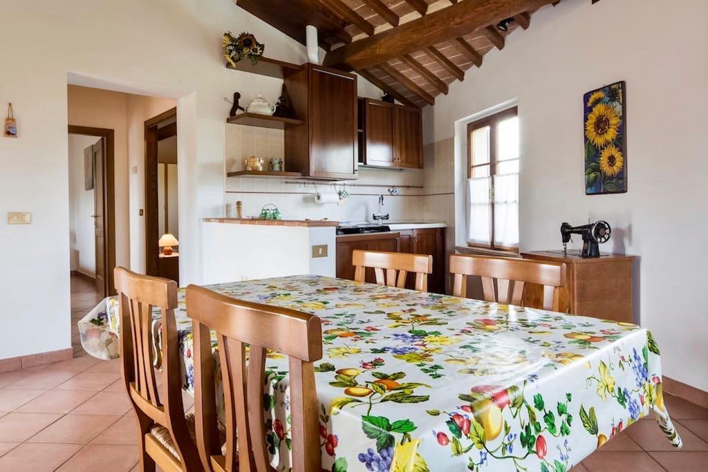 Agriturismo Lo Strettoio Castelnuovo Berardenga Dış mekan fotoğraf